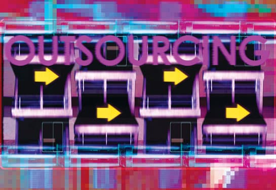 Technology : Outsourcing : Louise Rowland Be25_OUTSOURCING_545x375
