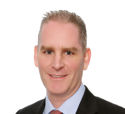 Q3_15_Roger McAvoy_feature