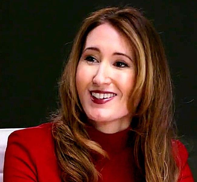 Madelaine Jones_Oaktree_SQUARE