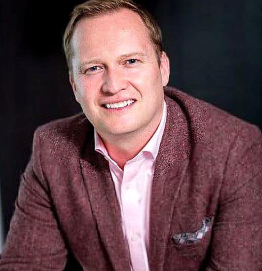 Simon Dove_Instinet-517x535