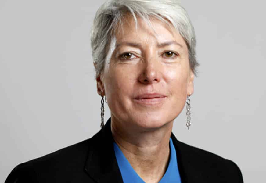 Sarah Gordon_Impact Investing_872x600