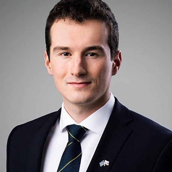 Dominik Hatiar-Efama_575x575