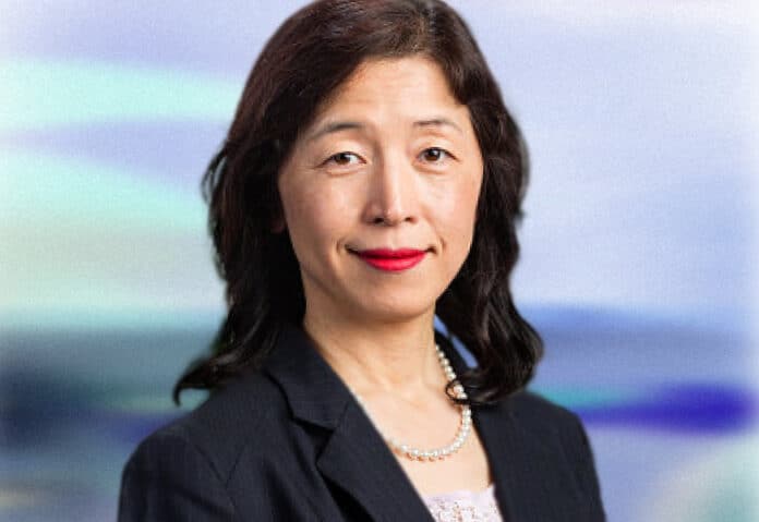 Yoshie Phillips-Russell Investments_872x600