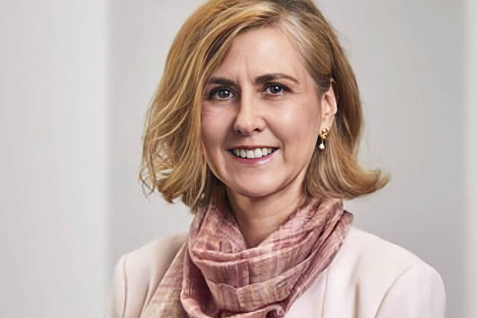 Sue Lloyd ISSB Vice-Chair_900x600