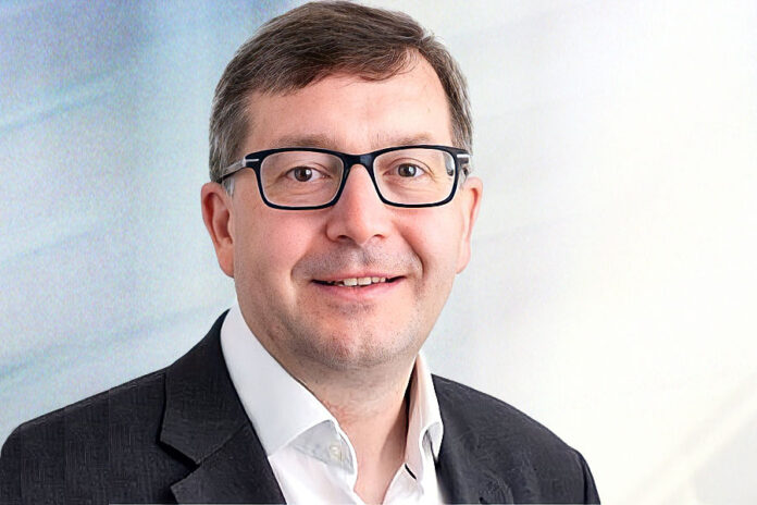 Brian Collings-Torstone_900x600