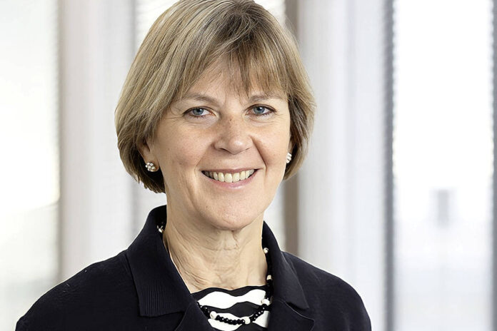 Emily Reid_EDIT_1200x800