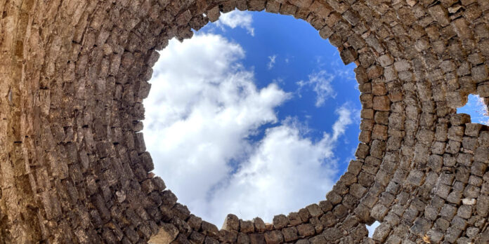 Acrocorinth-skylight_1200x600