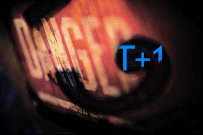 Danger-T+1_ABSTRACT_900x600