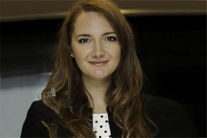 LaurieMcAughtry_EDIT_900x600-696x464