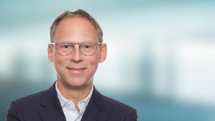 Rob Patterson, data and information platforms coverage, Technology Investment Banking, Barclays Rob Patterson, data and information platforms coverage, Technology Investment Banking, Barclays